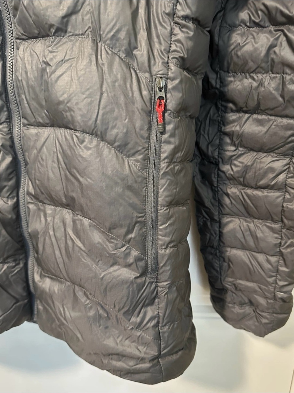 The North Face Summit Series Gray Packable Hooded Down Jacket 700 Fill - Picture 9 of 10